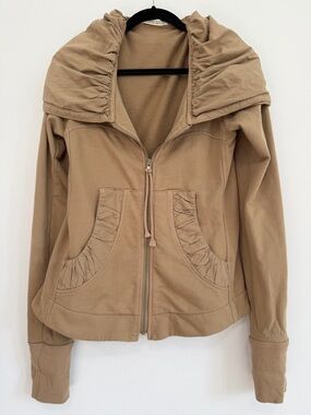 Prairie Underground Cloak Hoodie in Tan